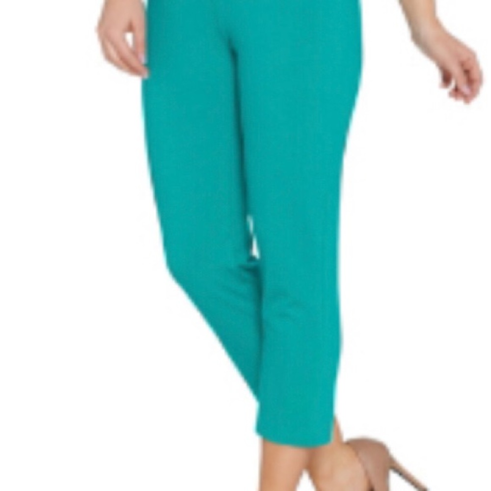 Women With Control Crop Pants